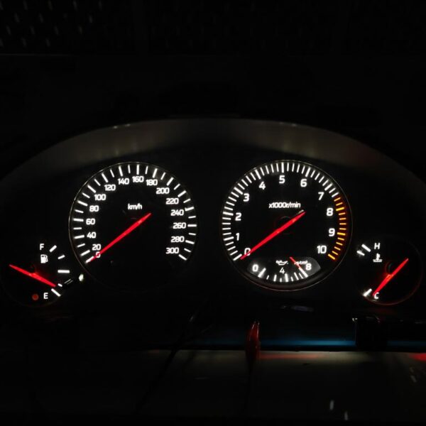 Nissan Skyline R34 GTT custom cluster speedometer meter led mod led board